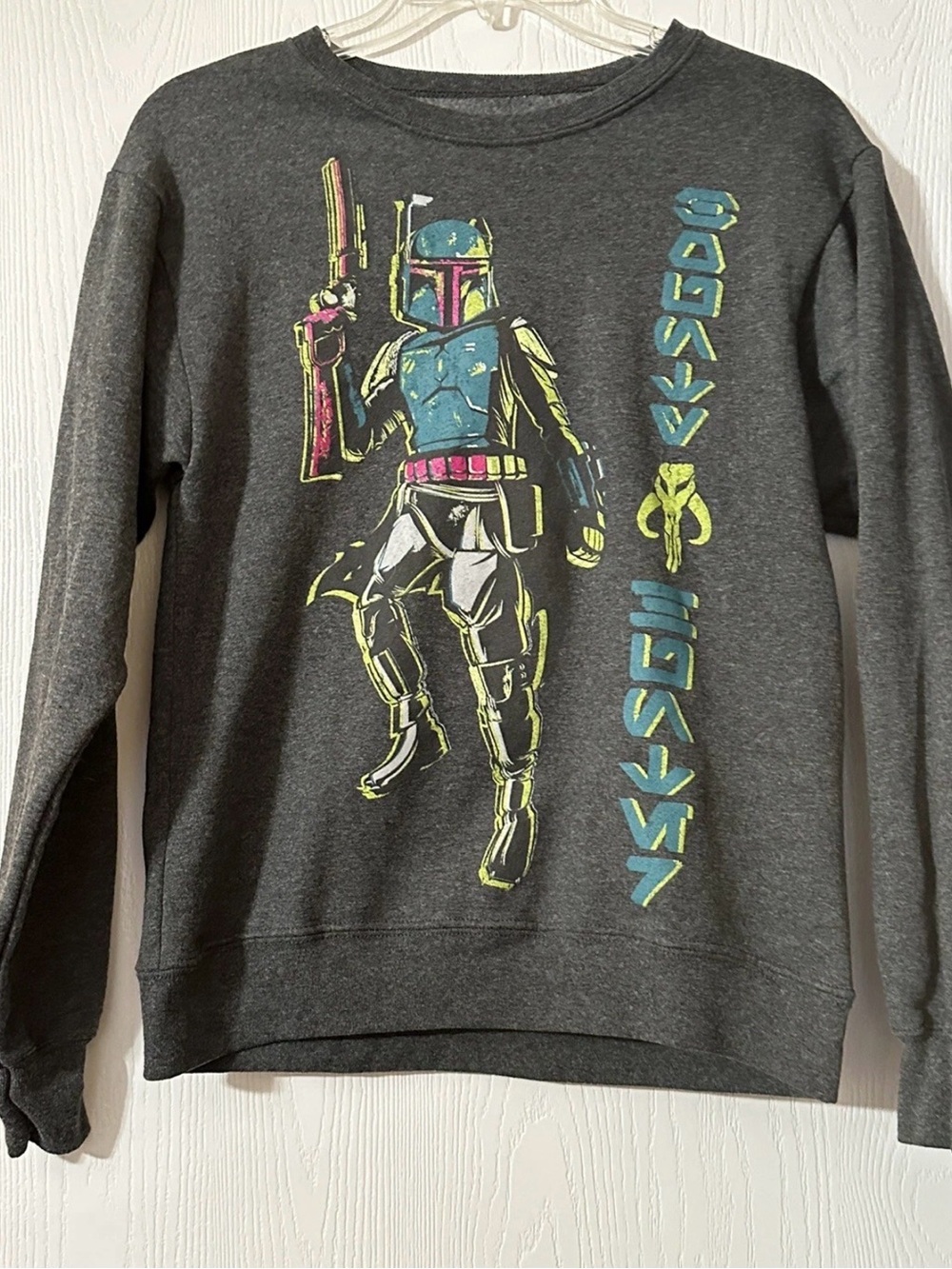 Women’s Disney parks Star Wars Graphic Sweatshirt - Boba Fett